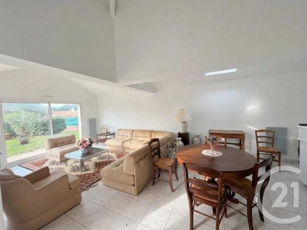 Maison à vendre  7 pièces - 173 m 2   LES MOUTIERS EN RETZ  - 44
