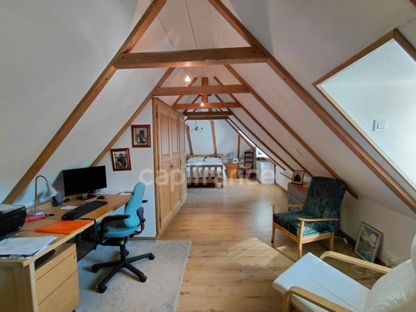 Maison de caractère avec vue imprenable sur la vallée du Lot – Vieillevie (15)