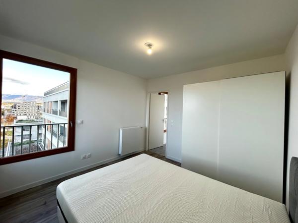 Appartement à louer 2 pièces meublé avec balcon et vue sur le Salève - AMBILLY (74)