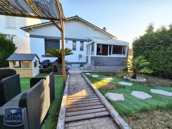 Maison à vendre 5 pièces 83m² Saintes (17100)