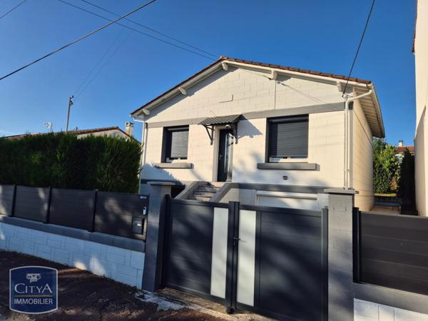 Maison à vendre 5 pièces 83m² Saintes (17100)