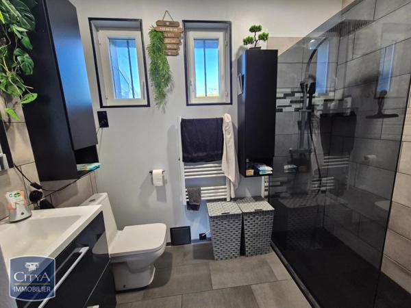 Maison à vendre 5 pièces 83m² Saintes (17100)