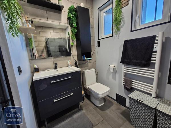 Maison à vendre 5 pièces 83m² Saintes (17100)