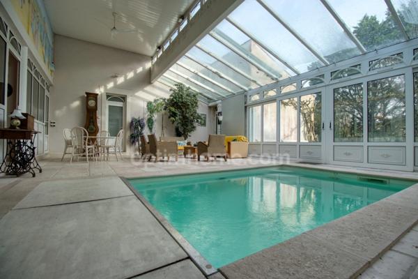 Villa d'architecte, 9 pièces, 4 Chambres - Périgny