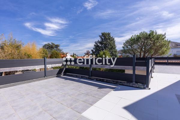 Maison
         6 pièces
        - 155 m² Bien prestige 640 000 € *