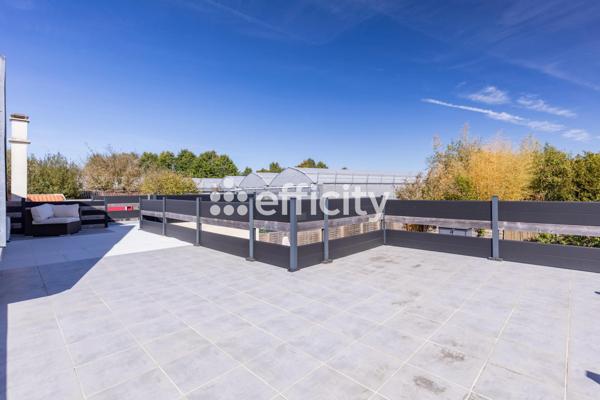Maison
         6 pièces
        - 155 m² Bien prestige 640 000 € *