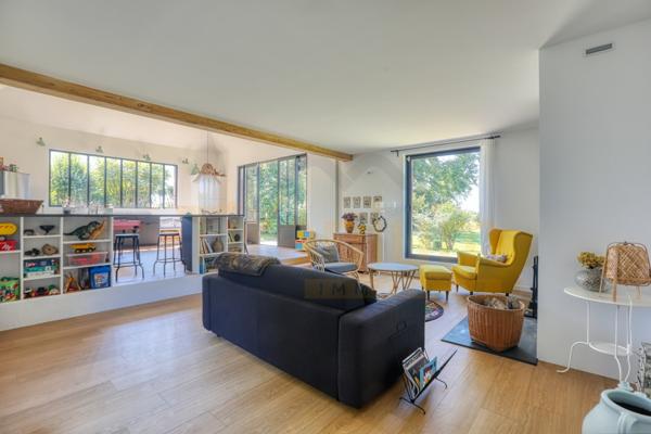 Forges-les-Eaux (76440) Maison familiale 7 pièces – 185 m² habitables sur 1 645 m² de terrain – Ménerval