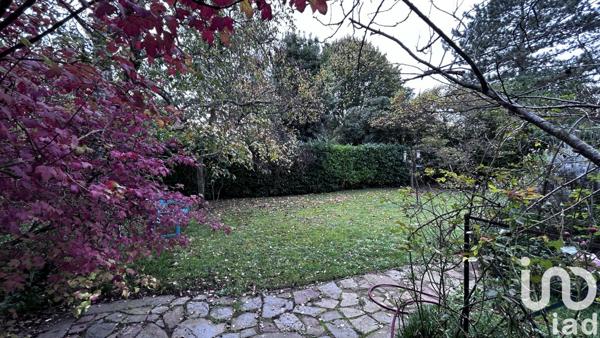 Maison 6 pièces de 166 m² à Caen (14000)