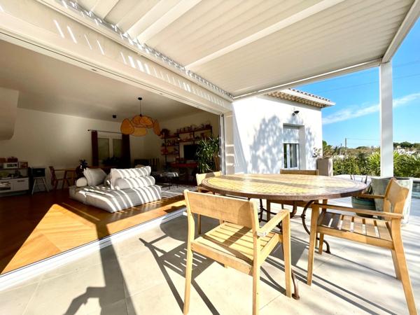 Villa contemporaine 5 pièces – 138 m² – Aigues-Mortes – Quartier des Marinas