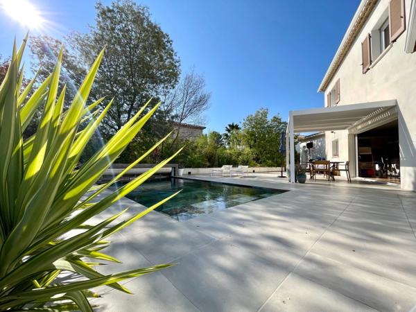 Villa contemporaine 5 pièces – 138 m² – Aigues-Mortes – Quartier des Marinas