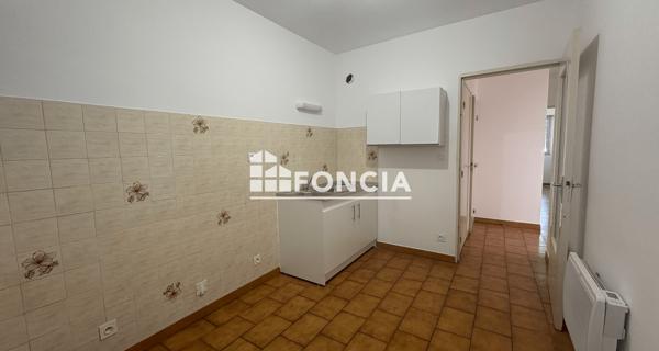 Location Appartement 2 pièces 55 m² - Carpentras 84200