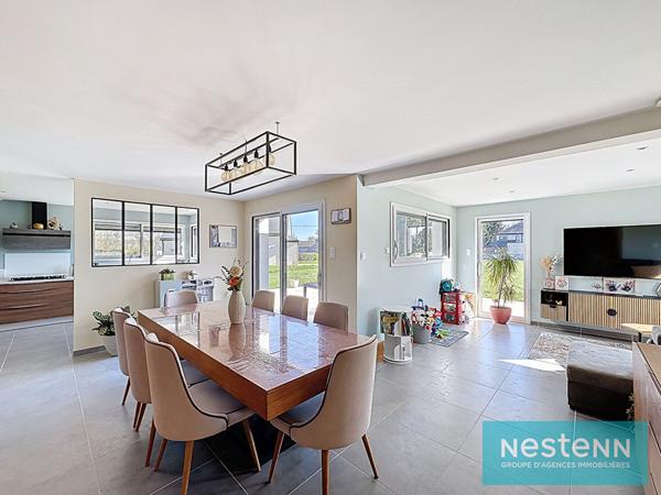 Maison contemporaine 6 pièces à vendre à Quessoy