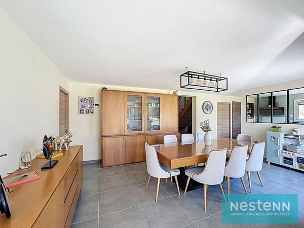 Maison contemporaine 6 pièces à vendre à Quessoy