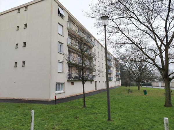 Appartement Joue Les Tours 5 pièce(s) 90m2 Résidence La Grange