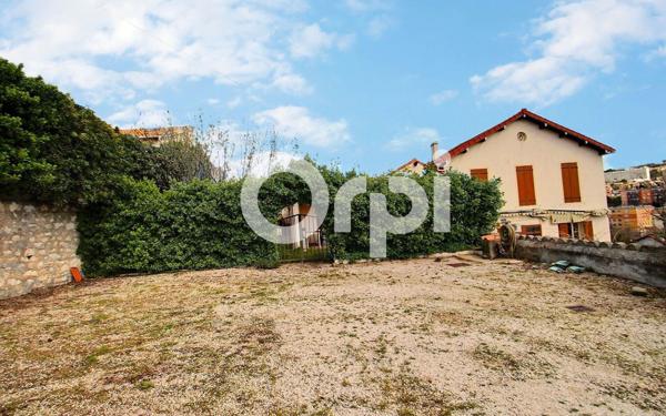Maison à vendre    3 pièces • 70 m2 Marseille 15
