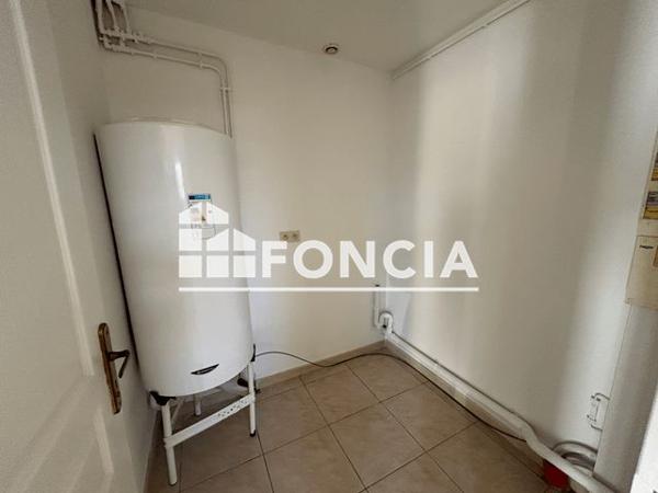 Location Appartement 3 pièces 70 m² - 117-119 IMPASSE DES COLETTES Chusclan 30200