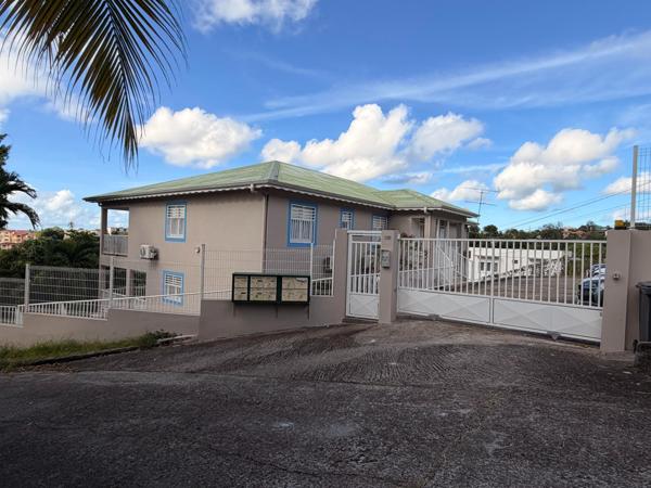 Immeuble d'investissement rare à Fort de France.