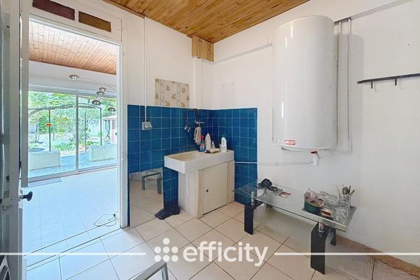 Maison
         7 pièces
        - 215 m² Exclusivité 279 900 € *