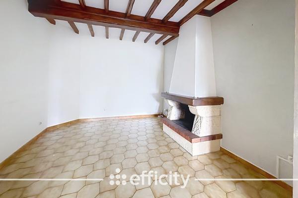 Maison
         7 pièces
        - 215 m² Exclusivité 279 900 € *