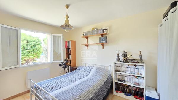 MALLEMORT À VENDRE - Maison de plain-pied avec jardin et garage