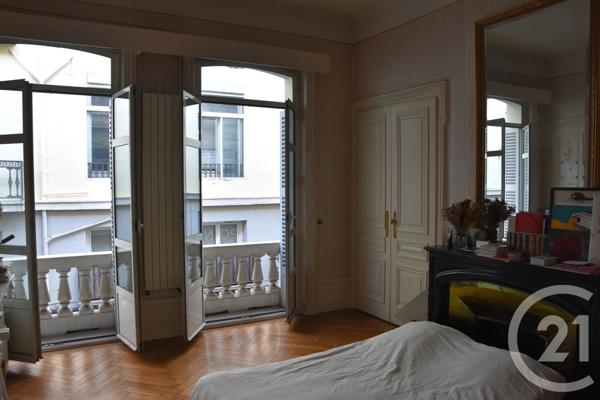 Appartement F3 à vendre  2 pièces - 70 m2 ST ETIENNE - 42