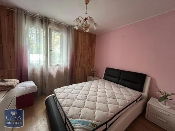 Appartement à louer 3 pièces 64.9m² Chambéry (73000)