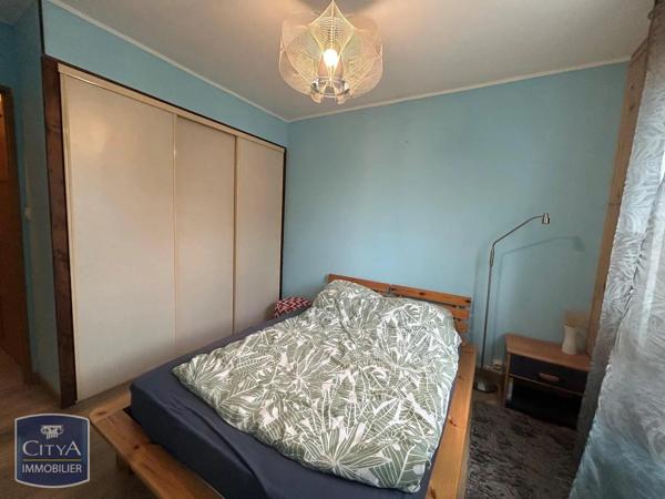 Appartement à louer 3 pièces 64.9m² Chambéry (73000)