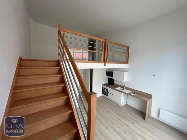 Appartement à louer 2 pièces 45.85m² Roubaix (59100)