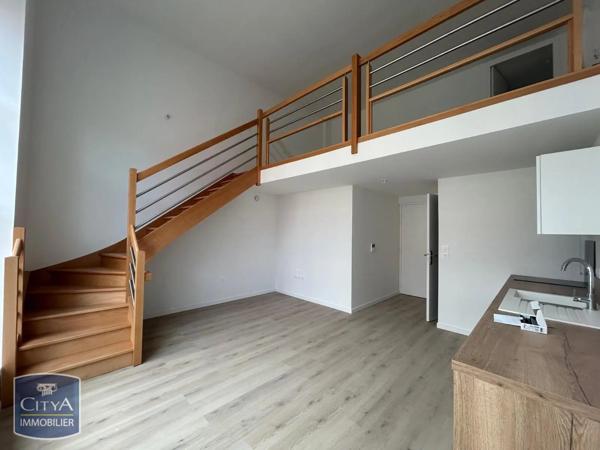 Appartement à louer 2 pièces 45.85m² Roubaix (59100)