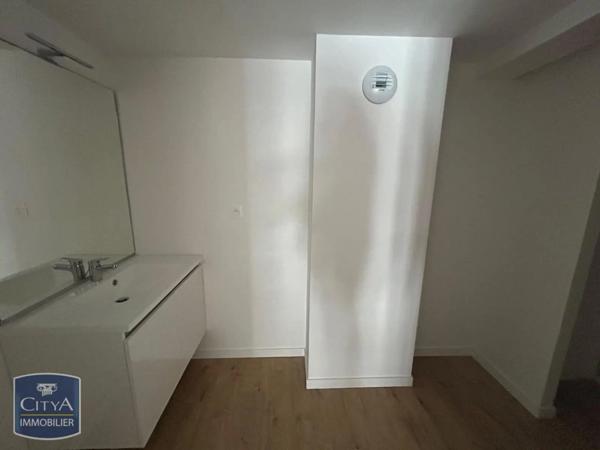 Appartement à louer 2 pièces 45.85m² Roubaix (59100)