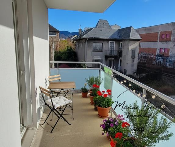 Appartement T4 avec balcon