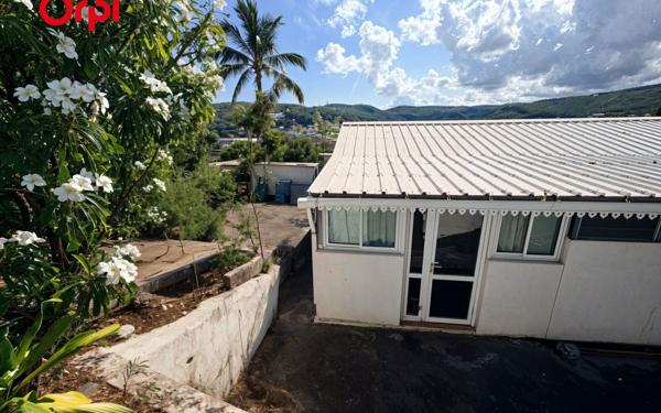 Maison à vendre    5 pièces •  Saint-Paul