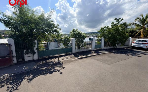 Maison à vendre    5 pièces •  Saint-Paul