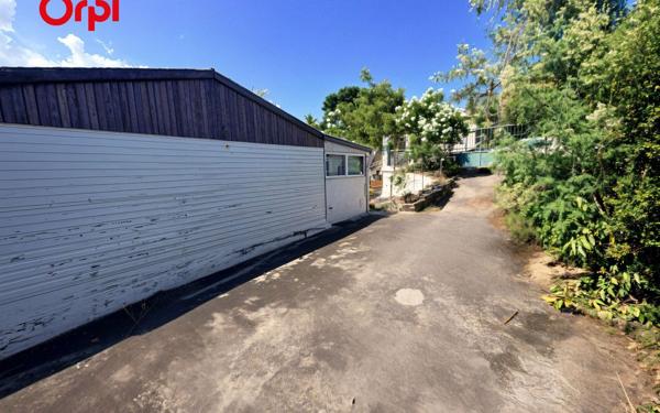 Maison à vendre    5 pièces •  Saint-Paul