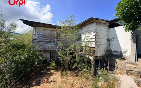 Maison à vendre    5 pièces •  Saint-Paul