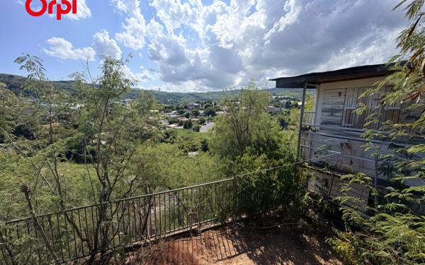 Maison à vendre    5 pièces •  Saint-Paul