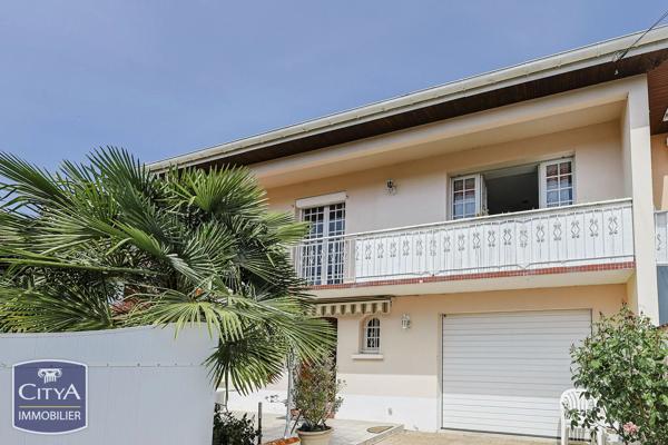 Maison à vendre 7 pièces 134m² Pau (64000)