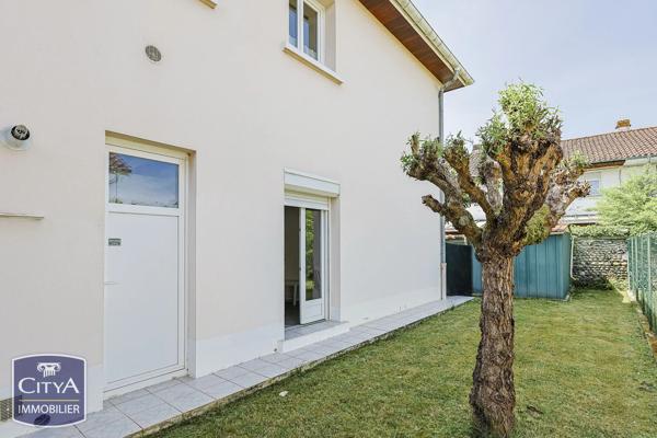 Maison à vendre 7 pièces 134m² Pau (64000)