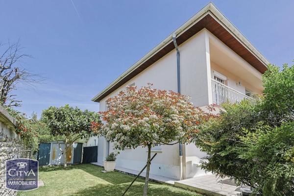Maison à vendre 7 pièces 134m² Pau (64000)