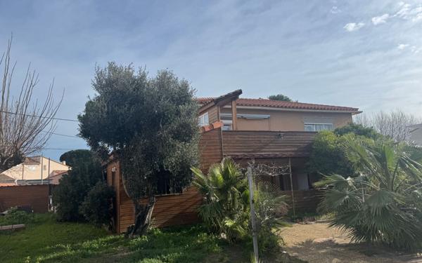 Maison à vendre    6 pièces •  Sainte-Marie