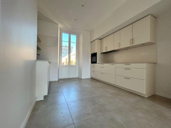 Appartement rénové à vendre à Chambéry en Savoie (73000), ref : 73007-149