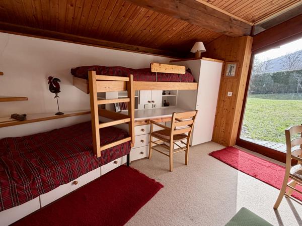 Bourg-Saint-Maurice (73700) MAISON D'ARCHITECTE DE PLAIN-PIED 135M2 HABITABLE