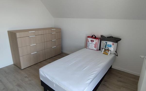 Maison à louer    5 pièces •  Berville-sur-Mer