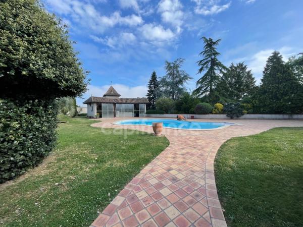 Maison 6 chambres, piscine, hangar à MARMANDE (47)