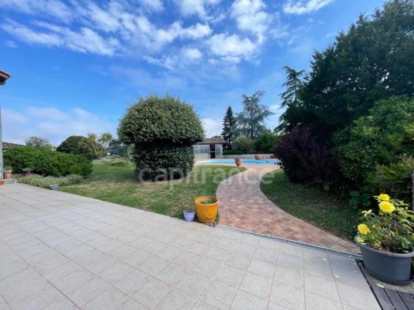 Maison 6 chambres, piscine, hangar à MARMANDE (47)