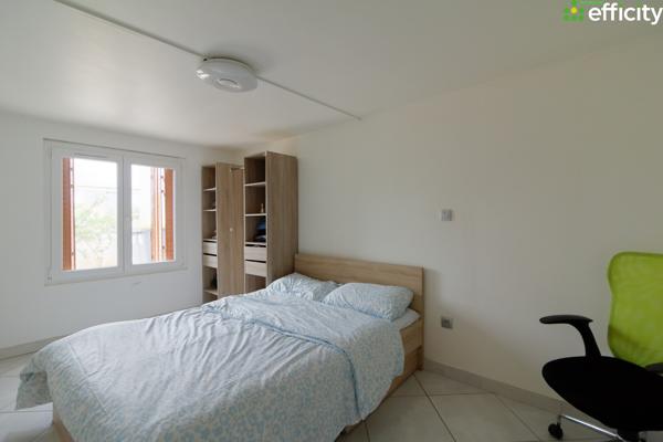 Maison
         6 pièces
        - 134 m² Exclusivité 290 000 € *