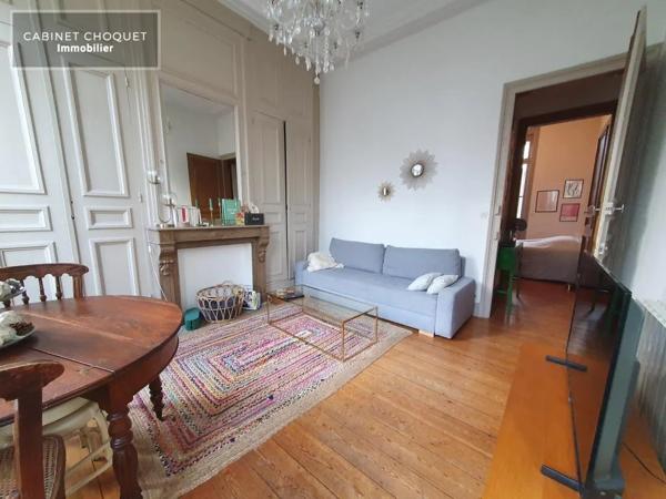 CHARMANT F2 AVEC CAVE A LOUER - LILLE SAINT MICHEL - 43 m 2 - 768 € charges comprises par mois