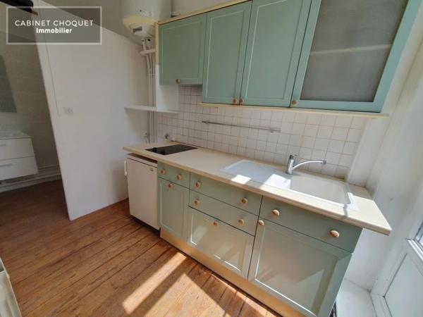 CHARMANT F2 AVEC CAVE A LOUER - LILLE SAINT MICHEL - 43 m 2 - 768 € charges comprises par mois