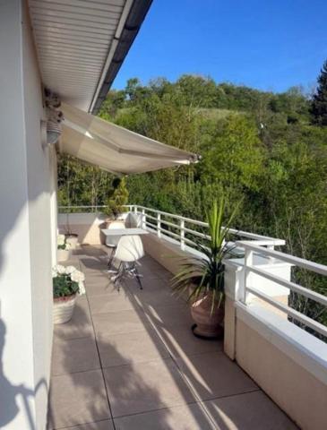 Magnifique duplex dernier étage au pied du Golf de Rodez