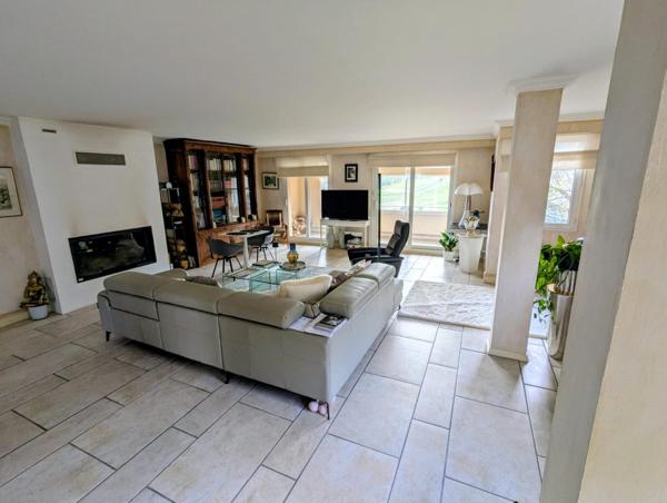 Magnifique duplex dernier étage au pied du Golf de Rodez